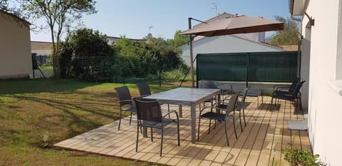 Patio, Garden, Garden view