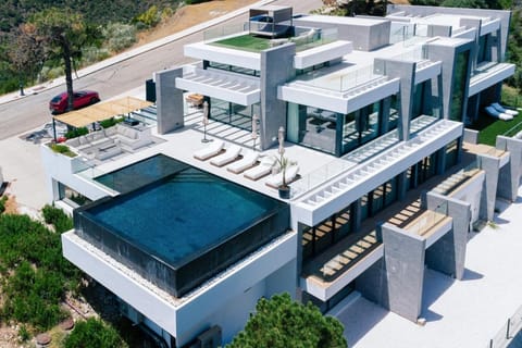 Property building, Pool view, Swimming pool