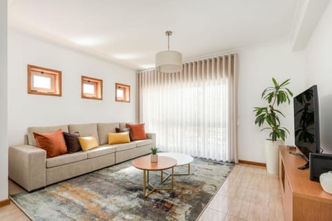 TV and multimedia, Balcony/Terrace, Living room, air conditioner
