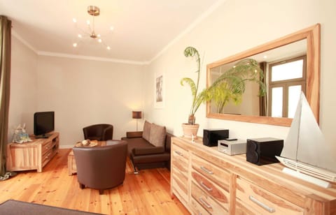 Ferienwohnung Warnemünde in der Stadtvilla L (TD) Apartment in Mecklenburg-Vorpommern, Germany