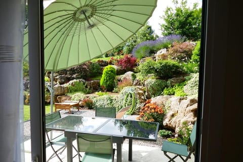 Balcony/Terrace, Dining area, Garden view
