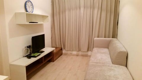 Communal lounge/ TV room, Living room, Seating area, Dining area