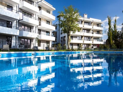 Facade/entrance, Swimming pool, Swimming pool