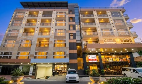 Property building, Facade/entrance