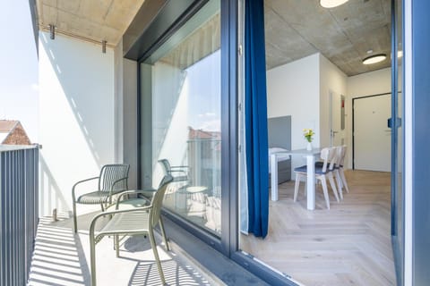 Balcony/Terrace, Dining area