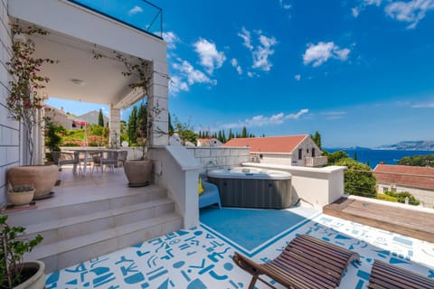 Hot Tub, Balcony/Terrace