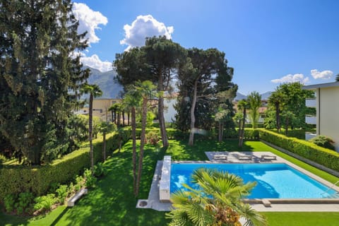 Natural landscape, Garden, Balcony/Terrace, Garden view, Mountain view, Pool view, Swimming pool