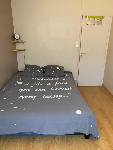 Bed, Night, furniture