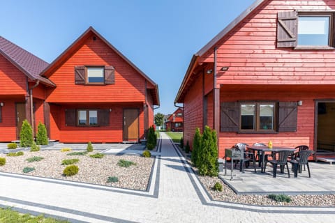 Facade/entrance, Summer, Balcony/Terrace, On site