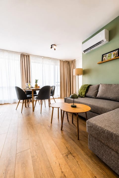 Living room, Seating area, Dining area, air conditioner