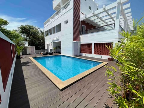 Pool view, Swimming pool, Swimming pool
