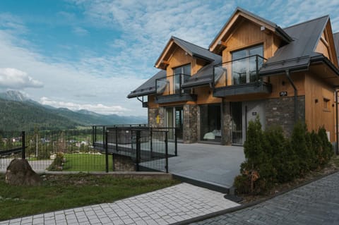 Property building, Spring, Day, Natural landscape, Mountain view