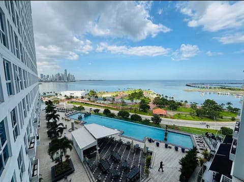 Property building, Nearby landmark, Day, Natural landscape, Bird's eye view, City view, Pool view, Sea view, Swimming pool