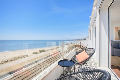 Balcony/Terrace, Dining area, Beach, Sea view