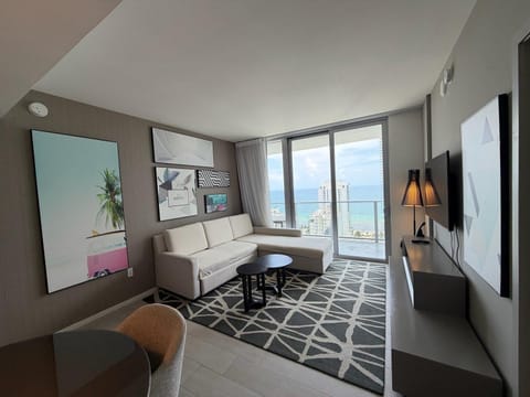 TV and multimedia, Balcony/Terrace, Living room