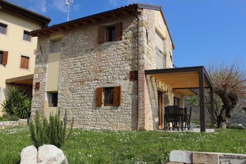 Property building, Garden, Garden view