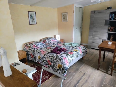 Living room, Bedroom
