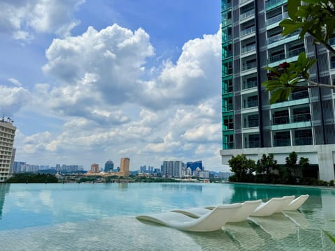 City view, Pool view, Swimming pool