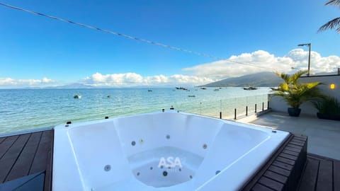 Hot Tub, Sea view