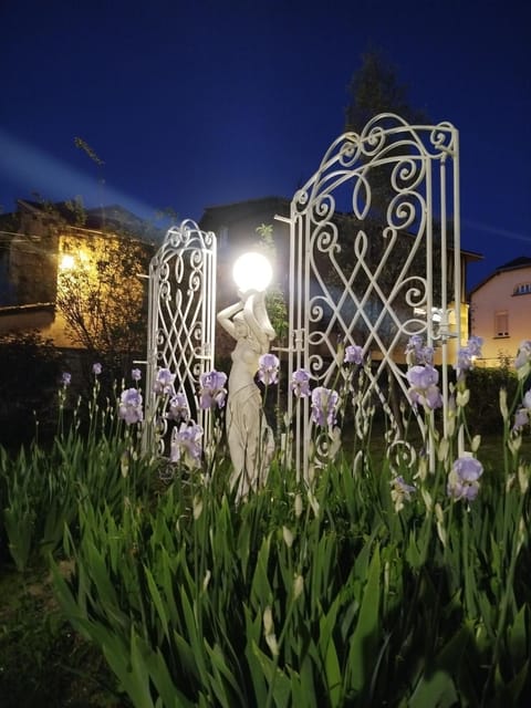 Inner courtyard view
