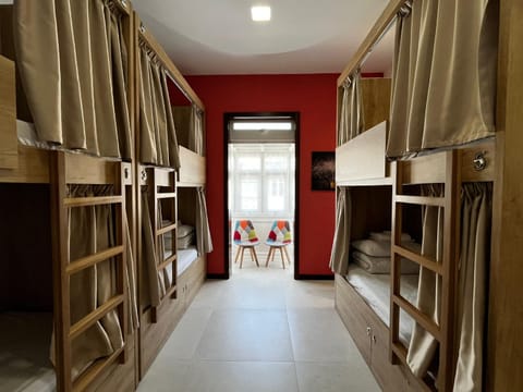 bunk bed