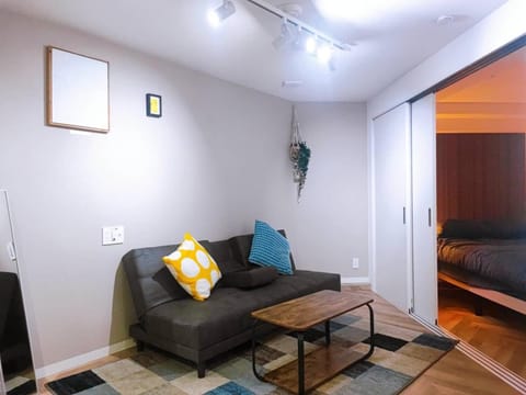Bed, Living room, Photo of the whole room, Seating area, Bedroom