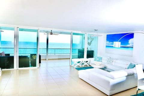 Balcony/Terrace, Living room