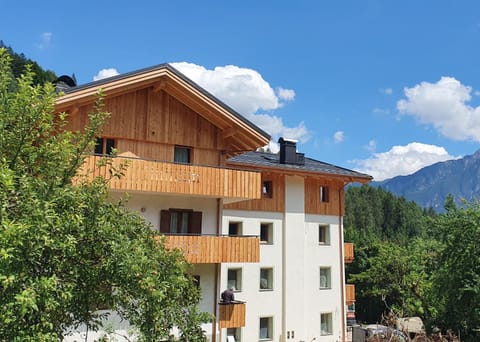 Property building, Natural landscape, Mountain view