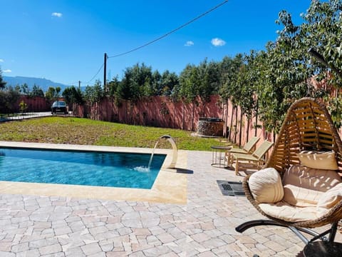 Balcony/Terrace, Swimming pool