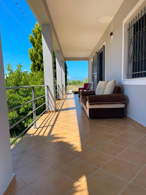 Patio, View (from property/room), Balcony/Terrace, Seating area
