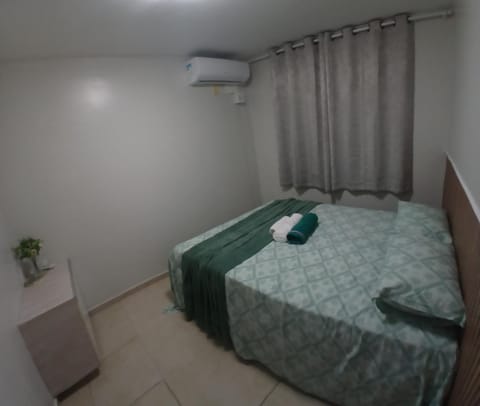 Bed, Bedroom, towels, air conditioner