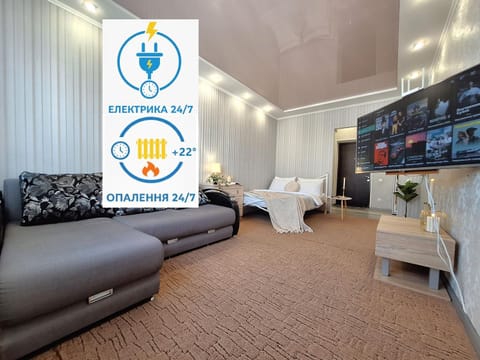 Communal lounge/ TV room, TV and multimedia, Living room, Seating area, Evening entertainment, Text overlay