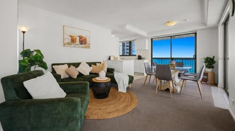 View (from property/room), Seating area, Dining area, Sea view