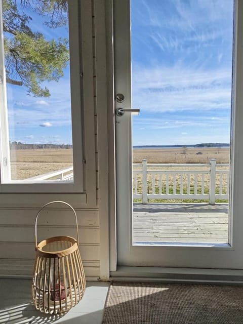 Spring, Day, Natural landscape, View (from property/room), Balcony/Terrace, Lake view