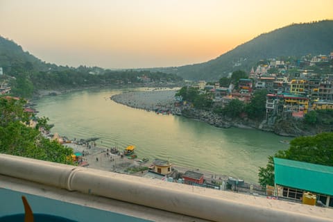 View (from property/room), River view, Sunrise
