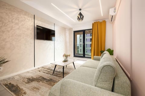TV and multimedia, Living room, Seating area, air conditioner