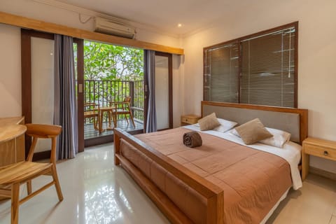 Bed, Balcony/Terrace, Bedroom