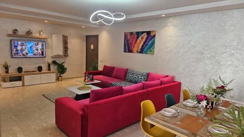 TV and multimedia, Living room, Dining area