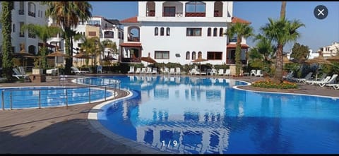 Pool view, Swimming pool, Swimming pool, sunbed