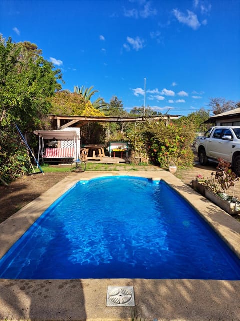 Property building, Swimming pool