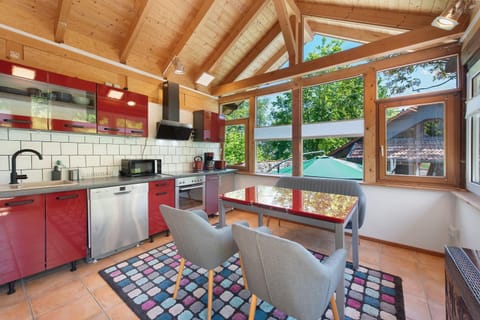 Property building, Kitchen or kitchenette, Living room