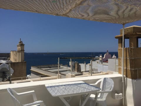 View (from property/room), Balcony/Terrace