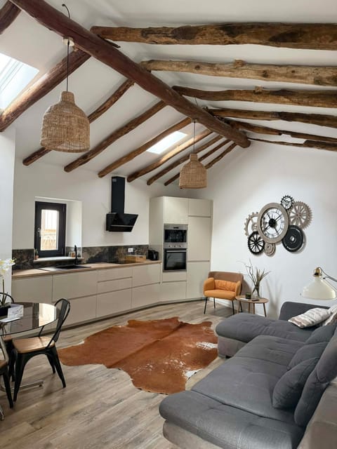 Kitchen or kitchenette, Living room, Seating area
