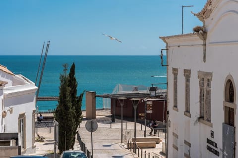 Property building, Landmark view, Sea view, Street view