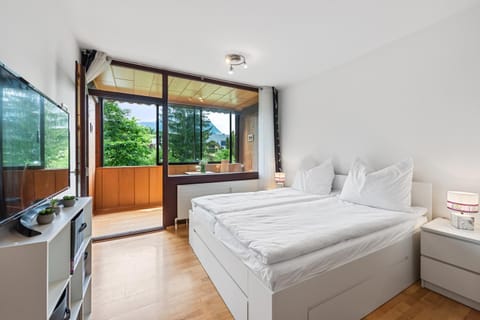 TV and multimedia, Bedroom