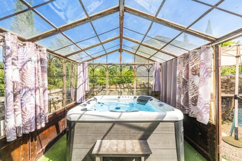Open Air Bath