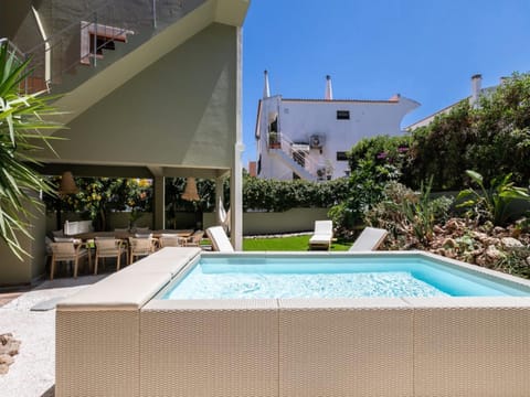 Garden, Swimming pool
