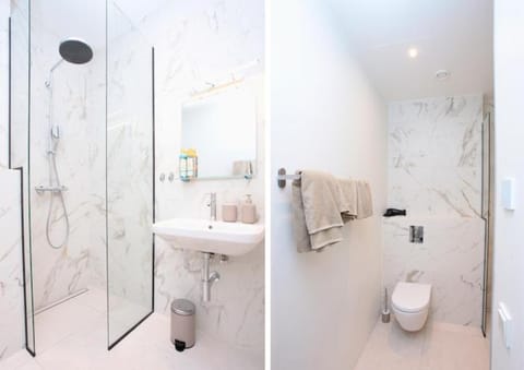 Shower, Toilet, Bathroom, towels