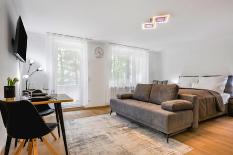 Bed, Living room, Dining area, Bedroom