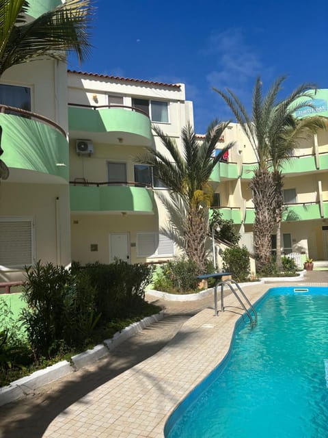 Garden, Swimming pool